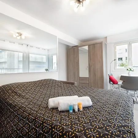Charmant Studio - Calme - Croisette & Plage A 7 Min Cannes